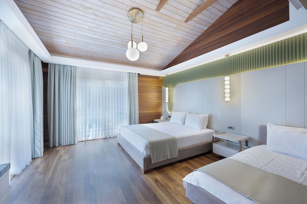 Cirali Hera Hotel — Hotel rooms in Kemer