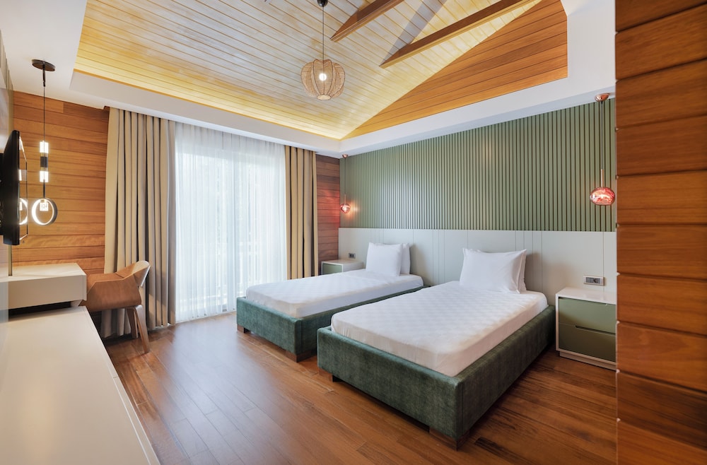 Cirali Hera Hotel — Hotel rooms in Kemer