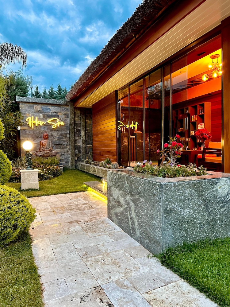 Cirali Hera Hotel — Spa in Kemer