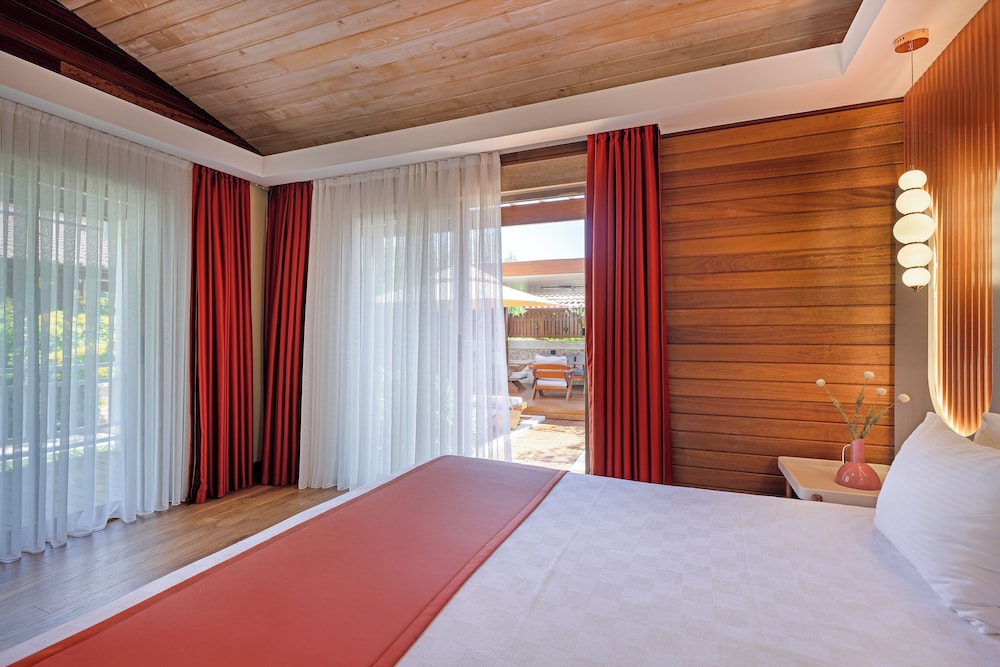 Cirali Hera Hotel — Hotel rooms in Kemer