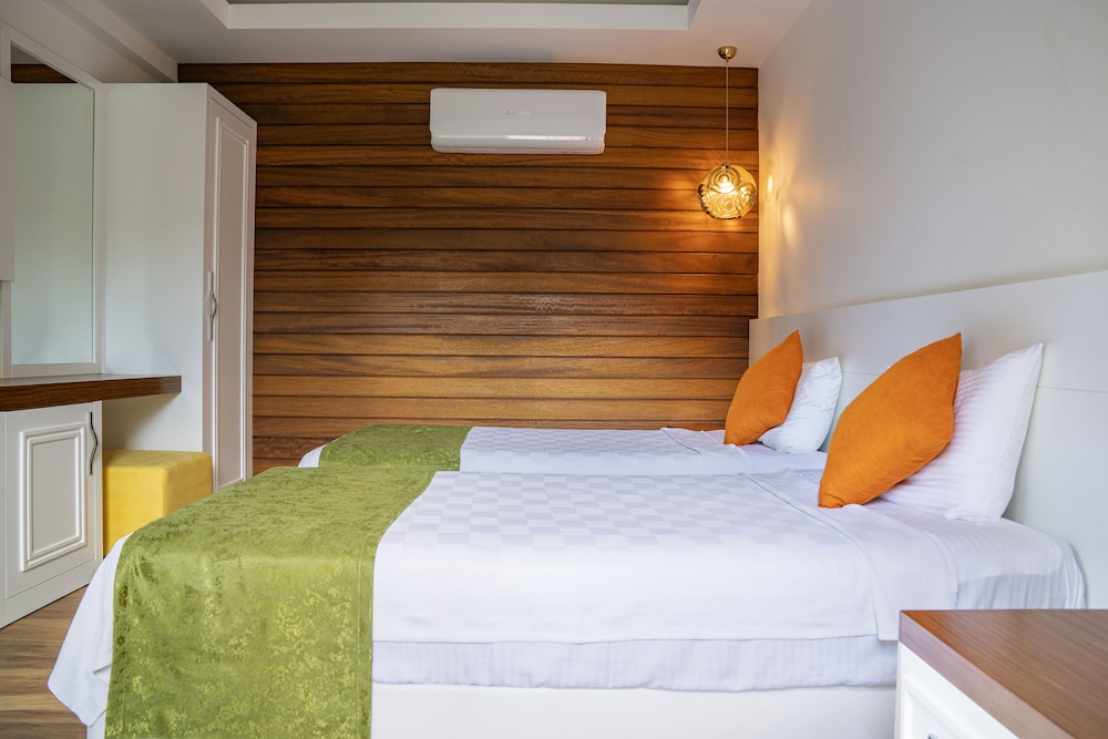 Cirali Hera Hotel — Hotel rooms in Kemer