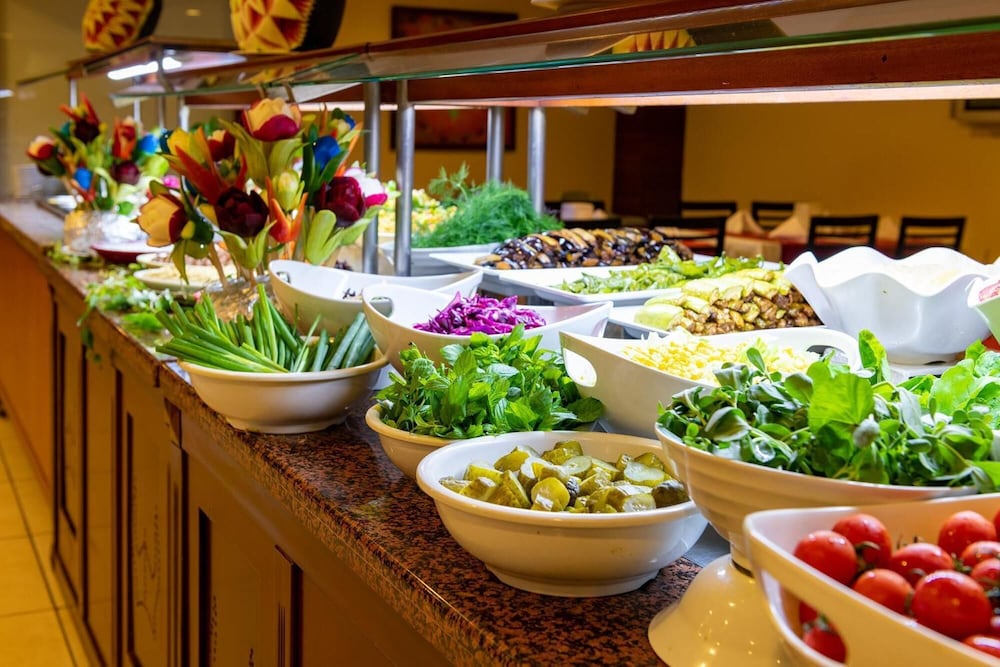Viking Express Otel — Restaurant & bars in Kemer
