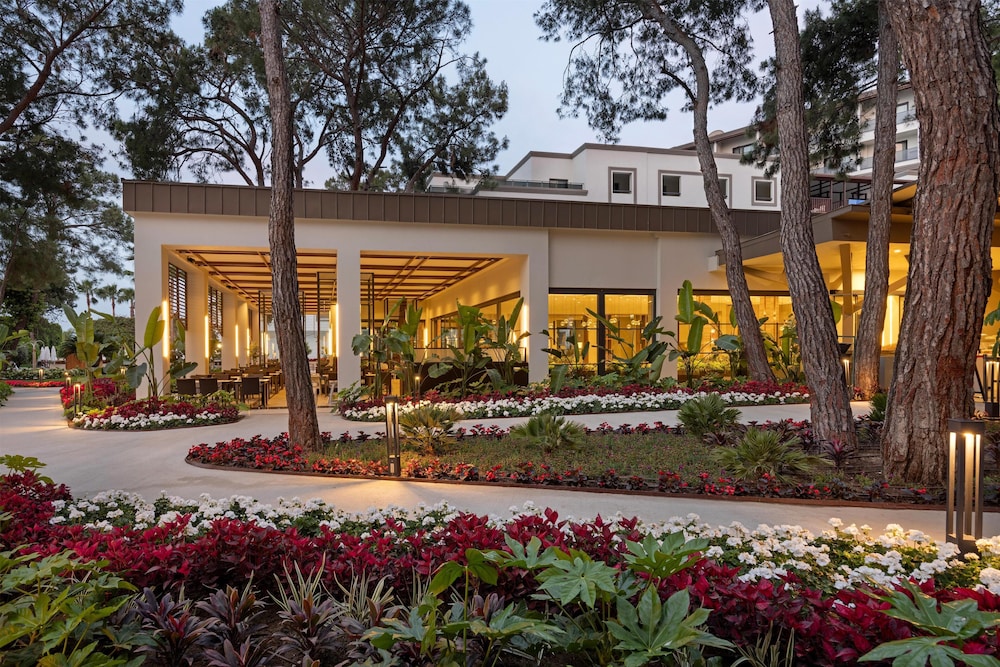 Seven Seas Hotel Life - Ultra All Inclusive — Hotel building in Kemer