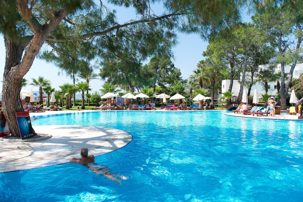 Seven Seas Hotel Life - Ultra All Inclusive — Beach in Kemer