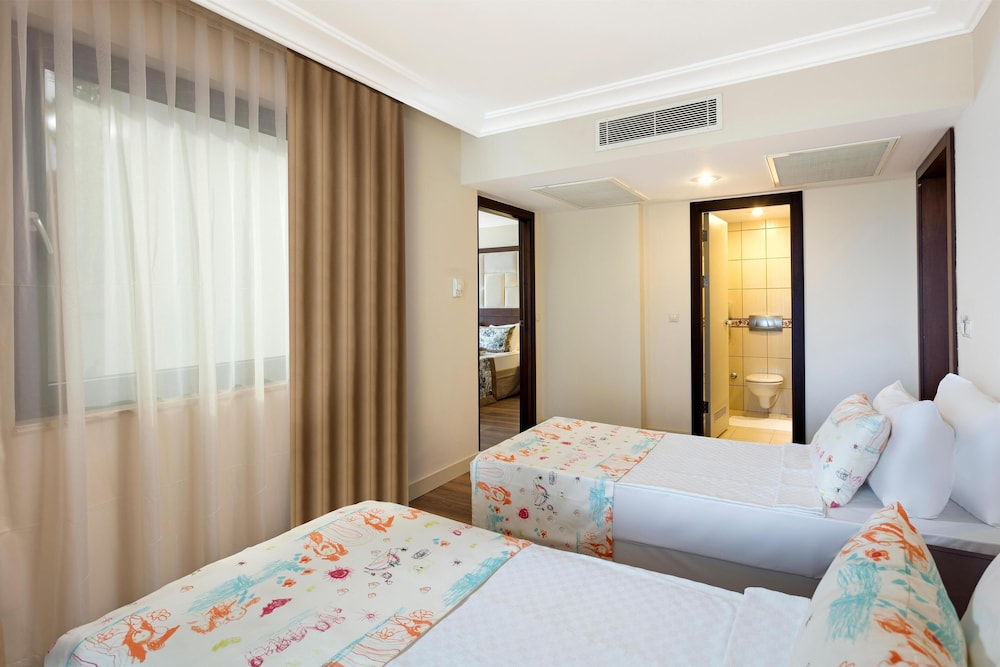 Seven Seas Hotel Life - Ultra All Inclusive — Hotel rooms in Kemer