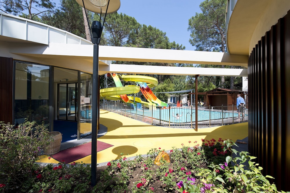 Seven Seas Hotel Life - Ultra All Inclusive — Swimming pool in Kemer