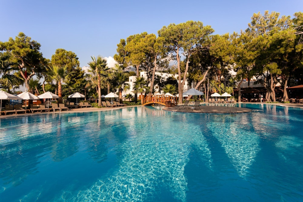 Seven Seas Hotel Life - Ultra All Inclusive — Swimming pool in Kemer