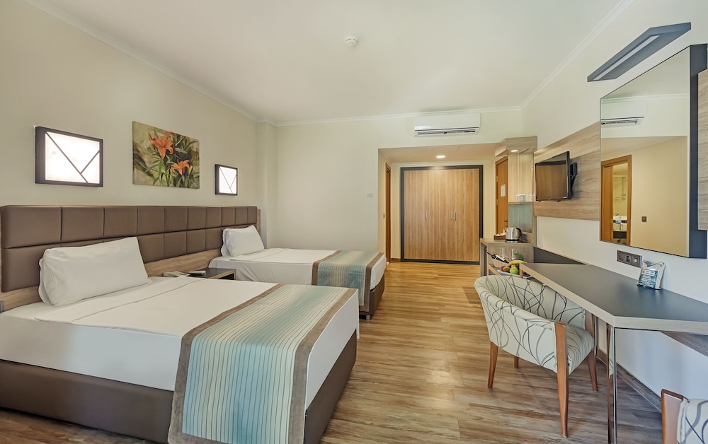 Kimeros Park Holiday Village — Hotel rooms in Kemer