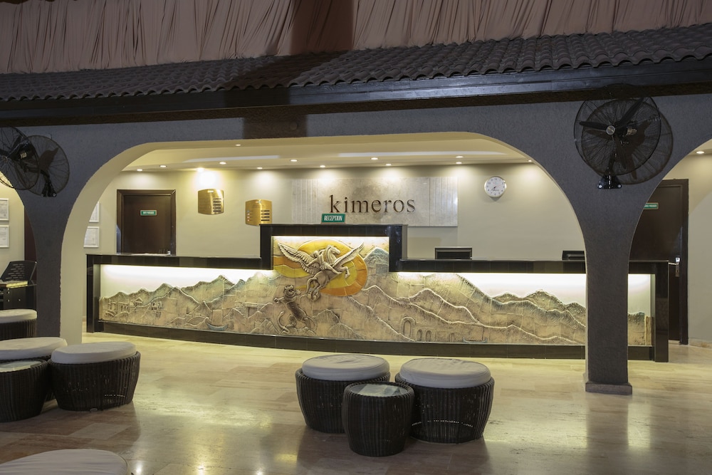 Kimeros Park Holiday Village — Hotel building in Kemer