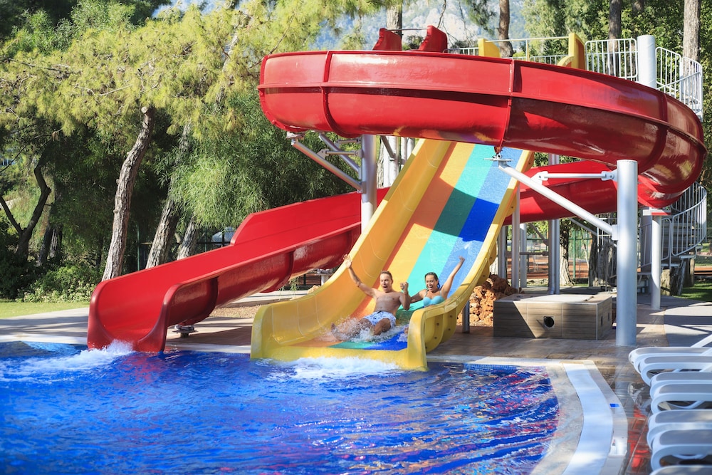 Kimeros Park Holiday Village — Swimming pool in Kemer