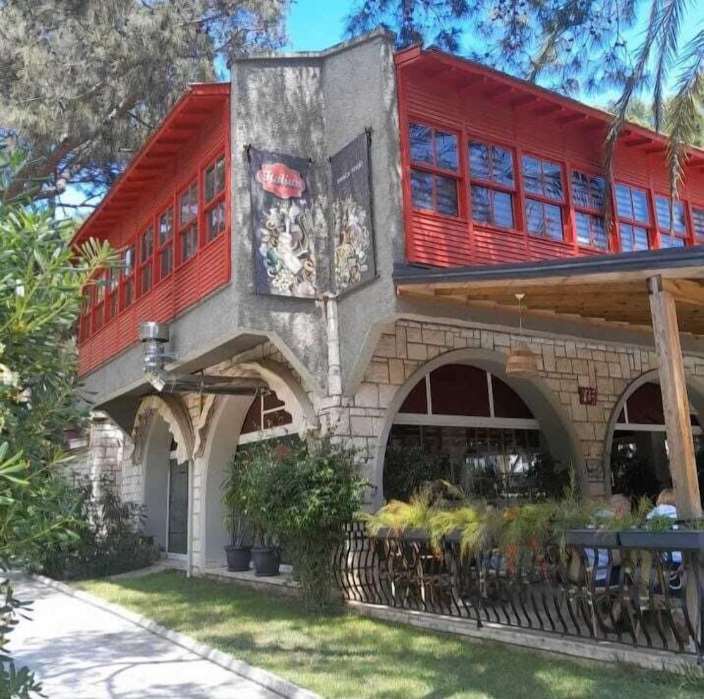 Kimeros Park Holiday Village — Restaurant & bars in Kemer