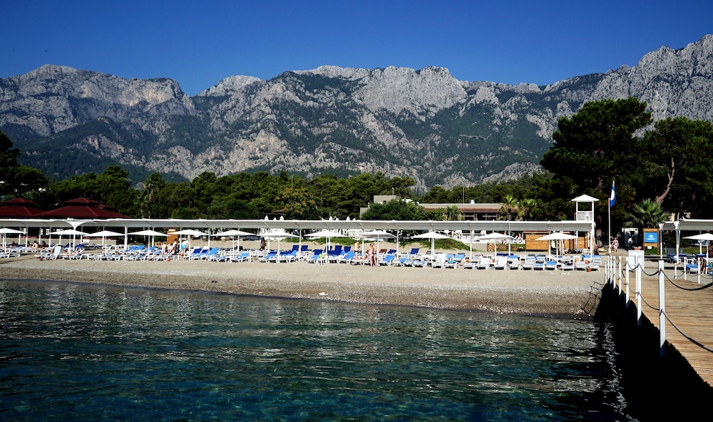 Kimeros Park Holiday Village — Beach in Kemer