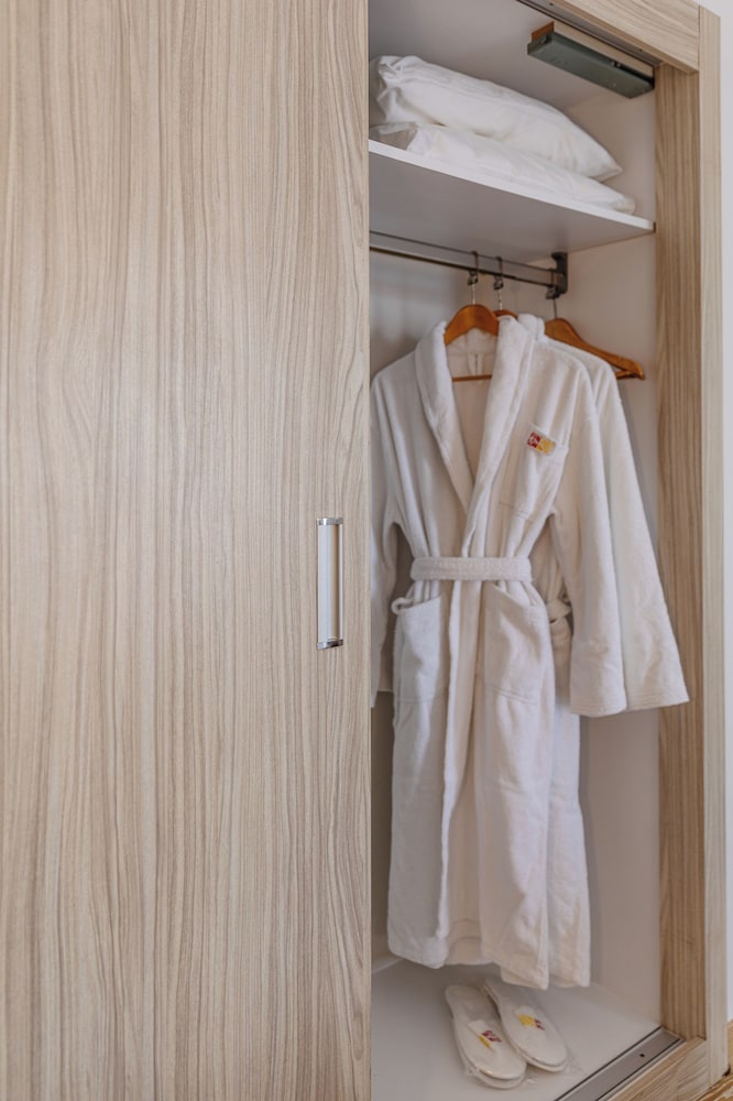 Fun Sun Family Club Saphire — Hotel rooms in Kemer