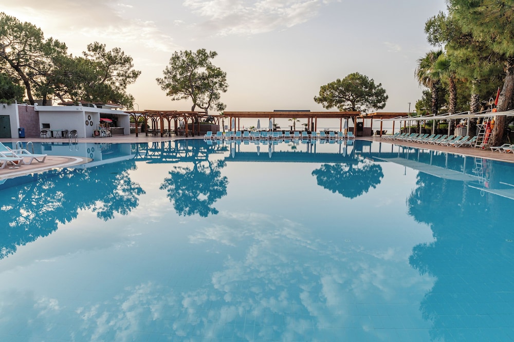 Fun Sun Family Club Saphire