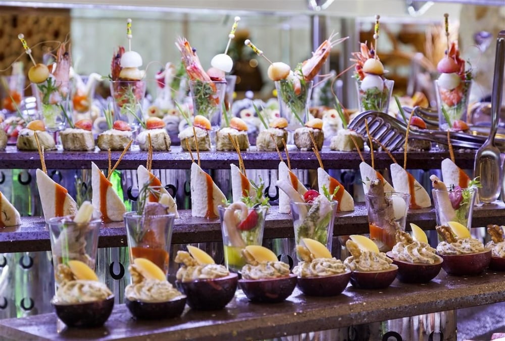 Karmir Resort & Spa - Ultra All Inclusive — Restaurant & bars in Kemer