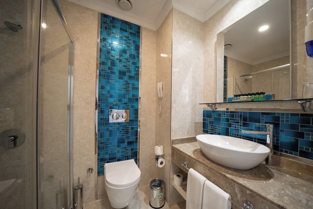 Karmir Resort & Spa - Ultra All Inclusive — Hotel rooms in Kemer