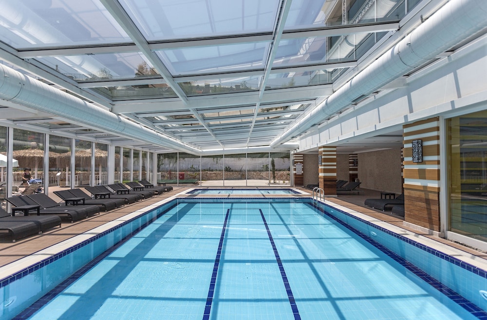 Karmir Resort & Spa - Ultra All Inclusive — Swimming pool in Kemer