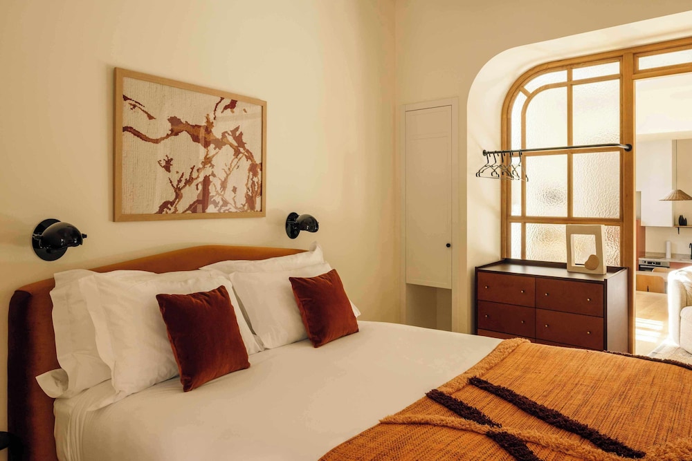 Locke de Santa Joana — Hotel rooms in Lisbon, Lisboa