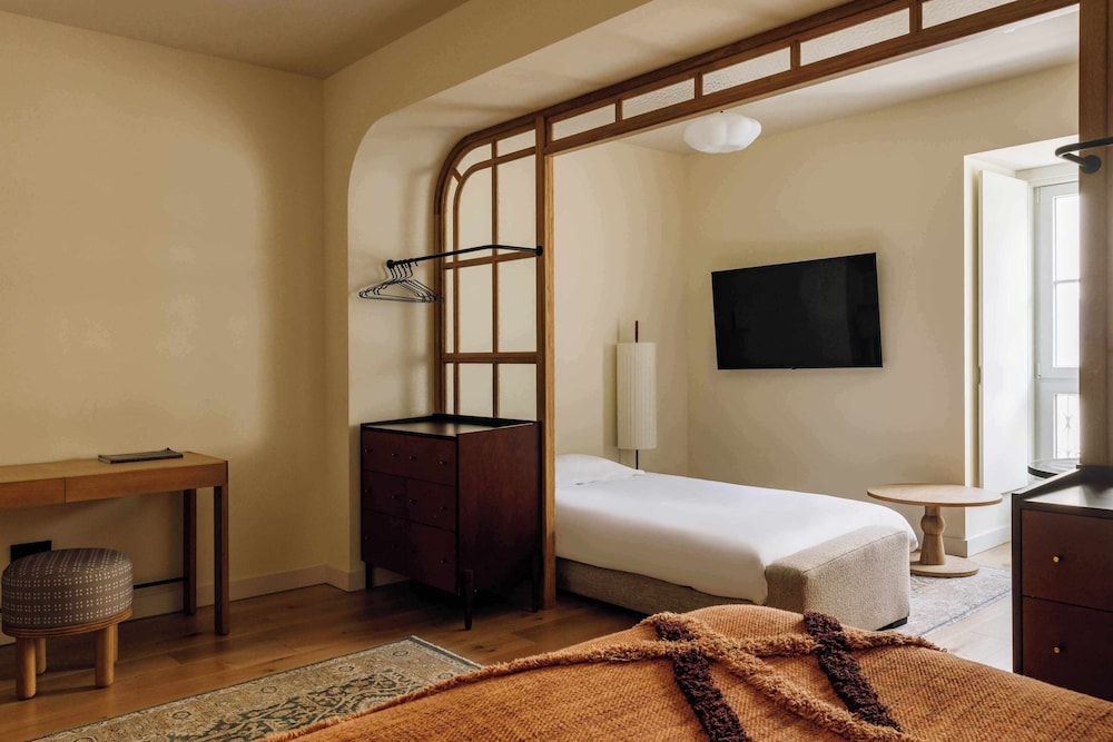Locke de Santa Joana — Hotel rooms in Lisbon, Lisboa