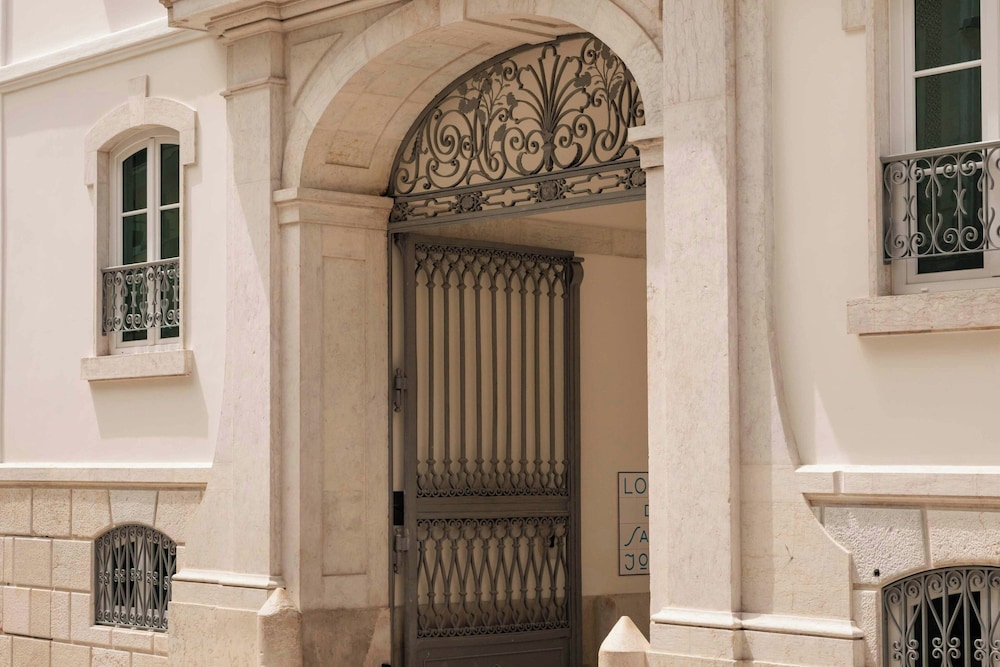 Locke de Santa Joana — Hotel building in Lisbon, Lisboa
