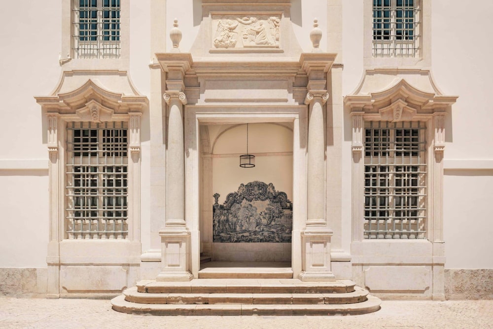 Locke de Santa Joana — Hotel building in Lisbon, Lisboa
