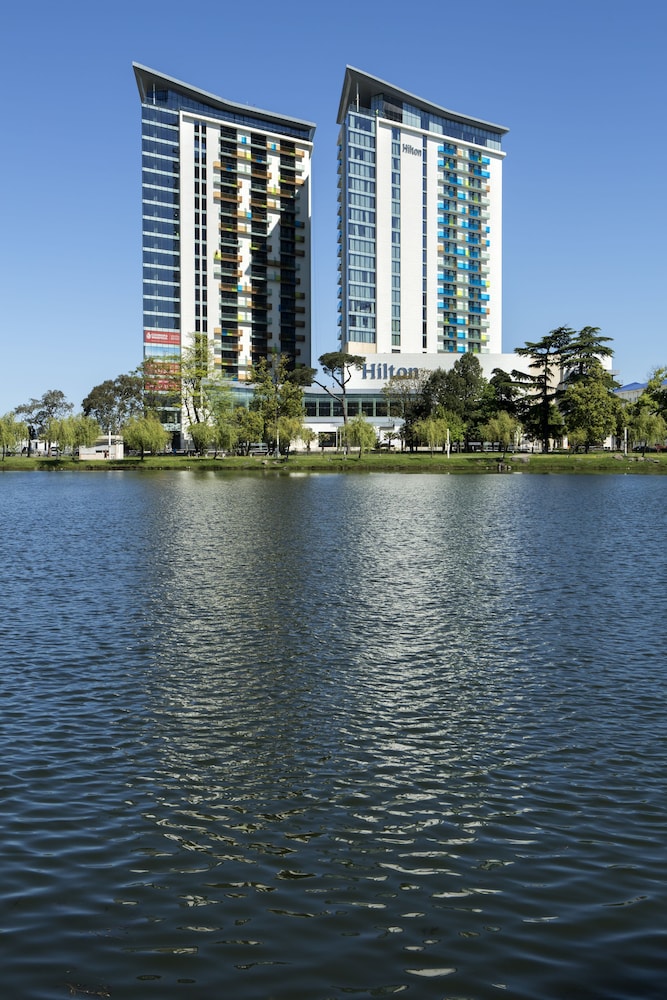 Hilton Batumi - zdjęcie 2