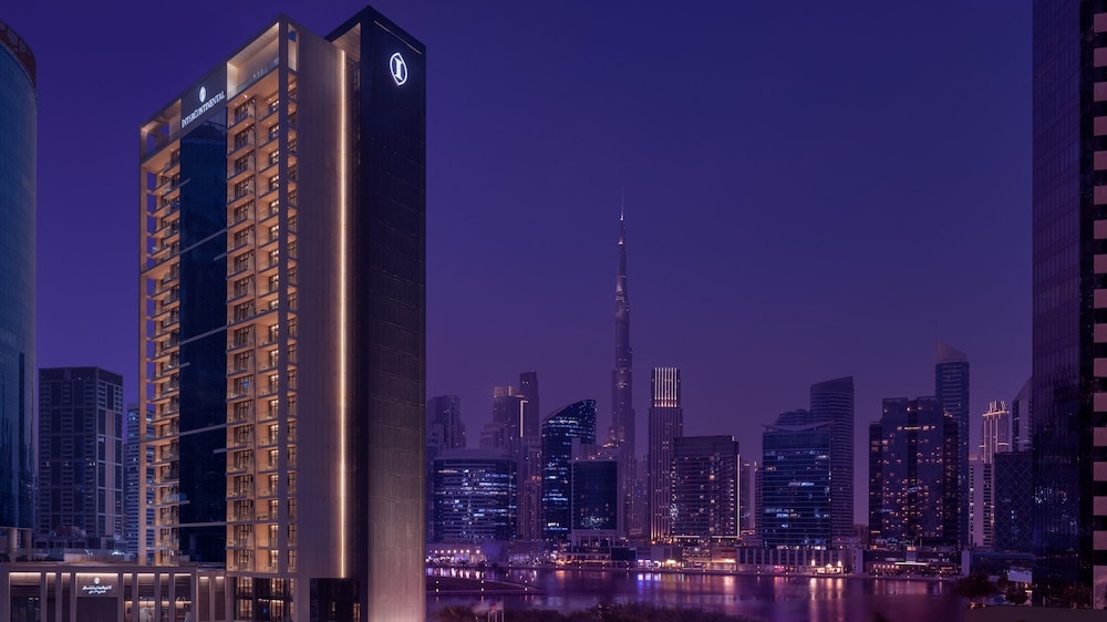 InterContinental Residences Dubai Business Bay by IHG — Hotel building in Dubai