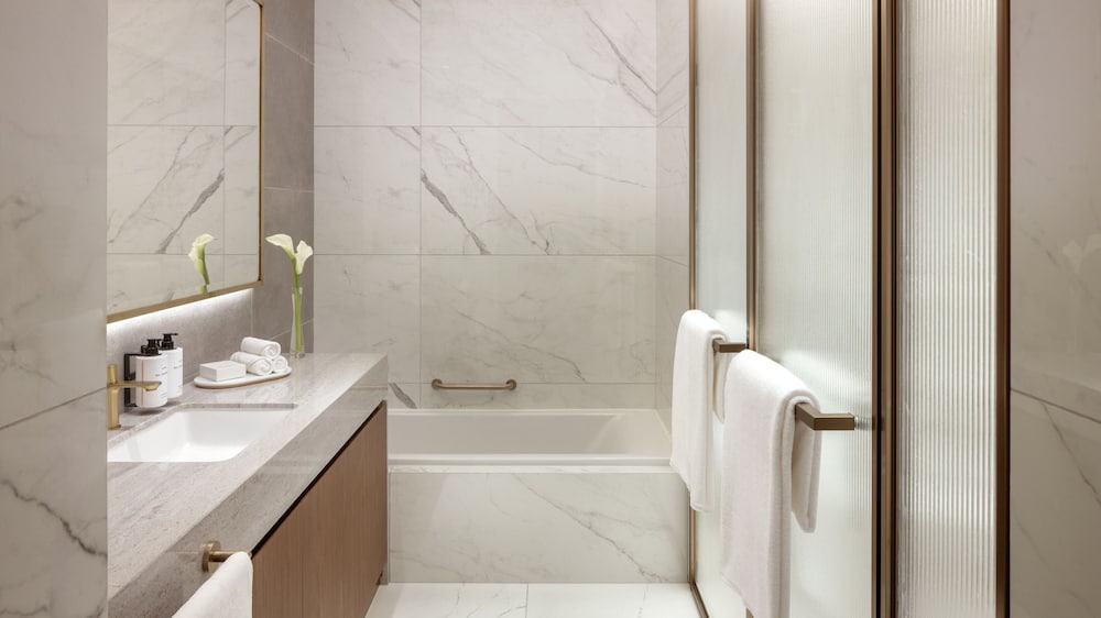 InterContinental Residences Dubai Business Bay by IHG — Hotel rooms in Dubai