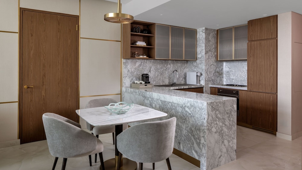 InterContinental Residences Dubai Business Bay by IHG — Restaurant & bars in Dubai