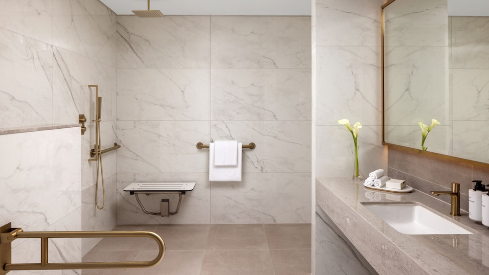 InterContinental Residences Dubai Business Bay by IHG — Hotel rooms in Dubai