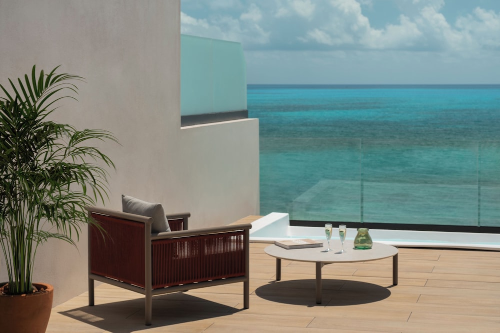 Excellence Coral Playa Mujeres - Adults Only All Inclusive — Hotel building in Playa Mujeres, Quintana Roo