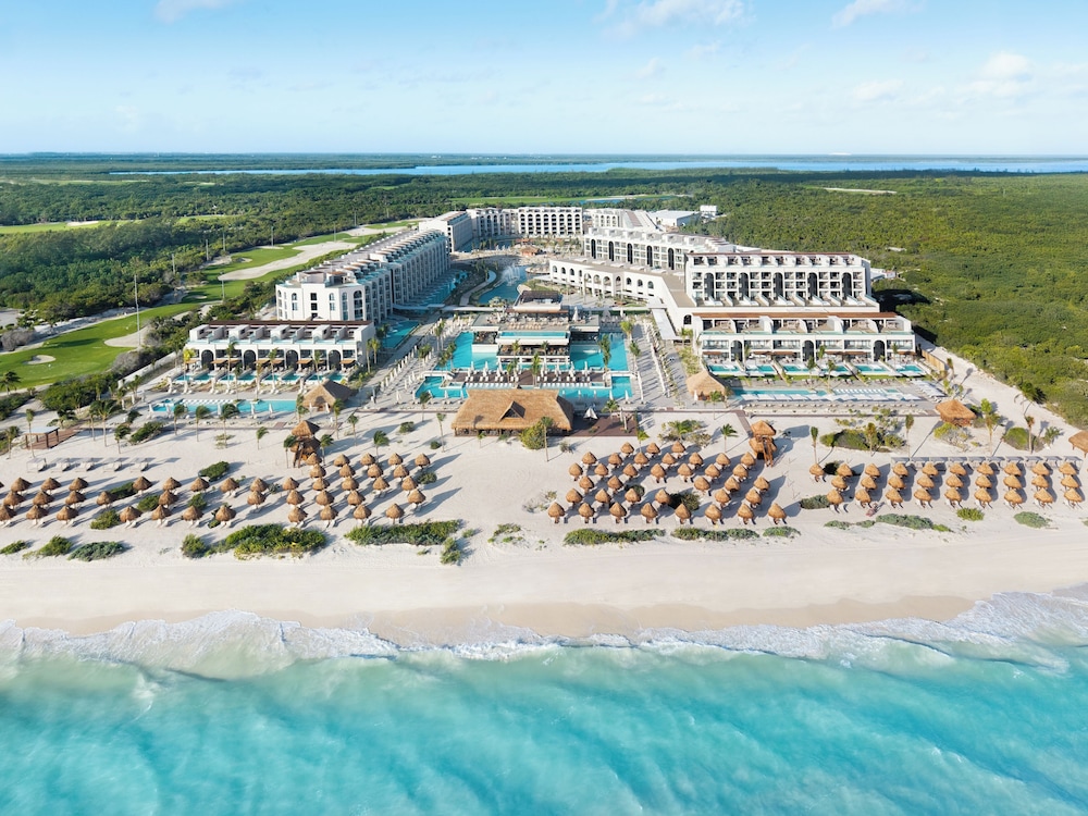 Excellence Coral Playa Mujeres - Adults Only All Inclusive — Hotel building in Playa Mujeres, Quintana Roo