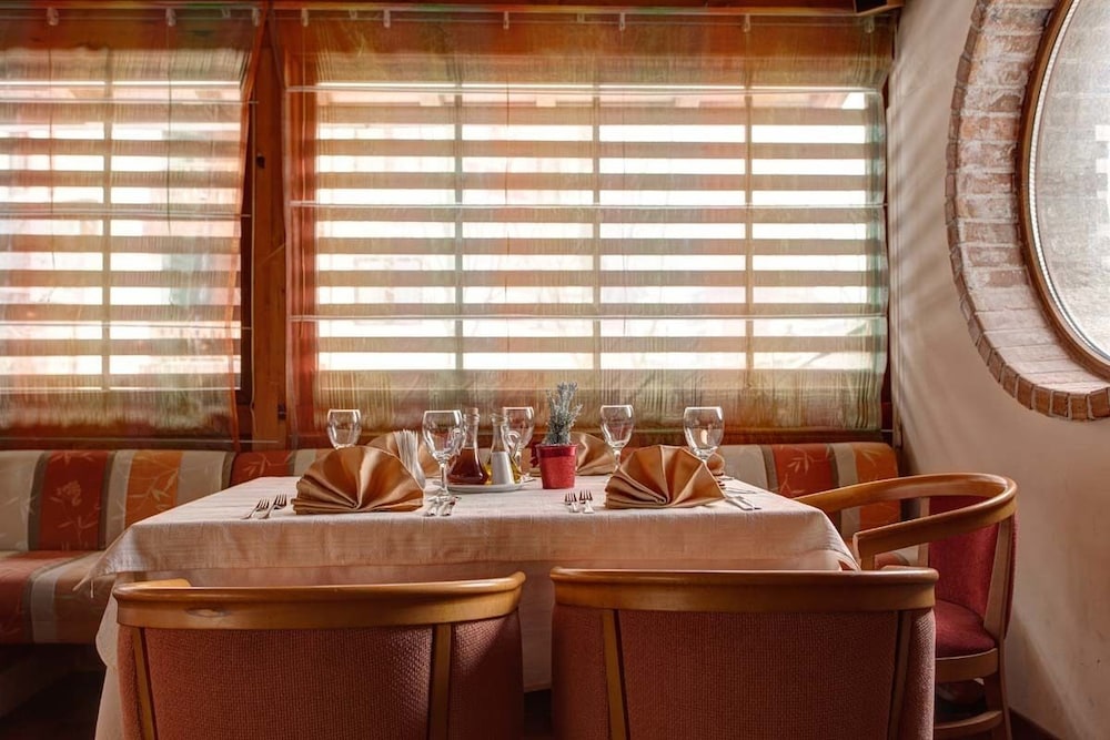 Platinum Hotel & Casino, Bansko — Restaurant & bars in Bansko, Blagoevgrad