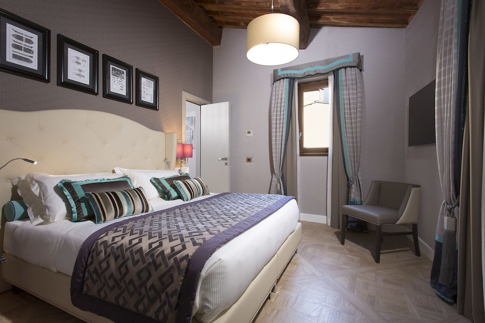 Hotel Spadai — Hotel rooms in Florence, Tuscany