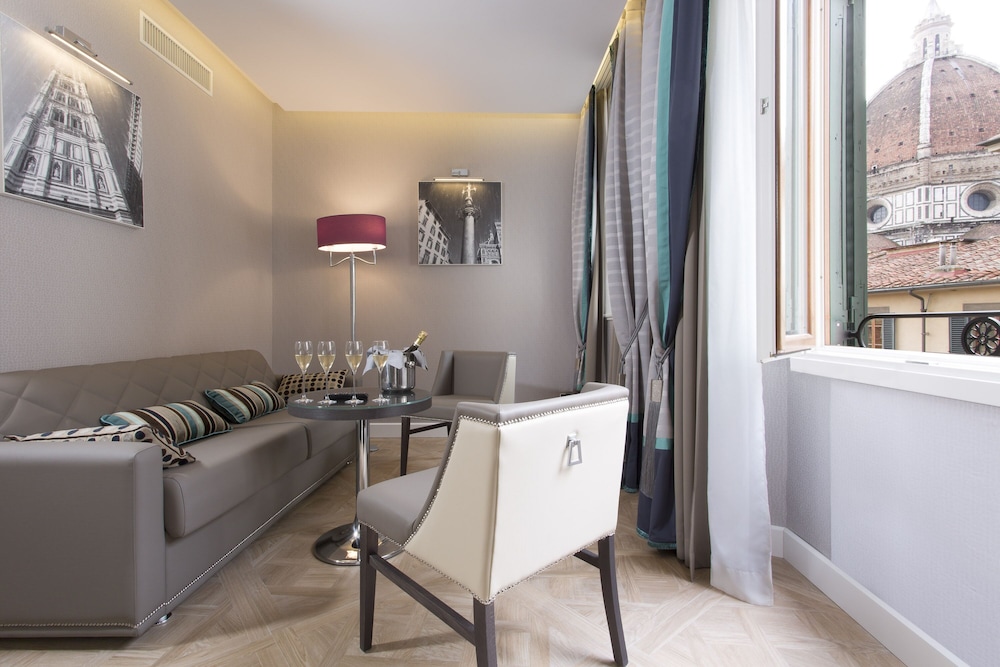 Hotel Spadai — Hotel rooms in Florence, Tuscany