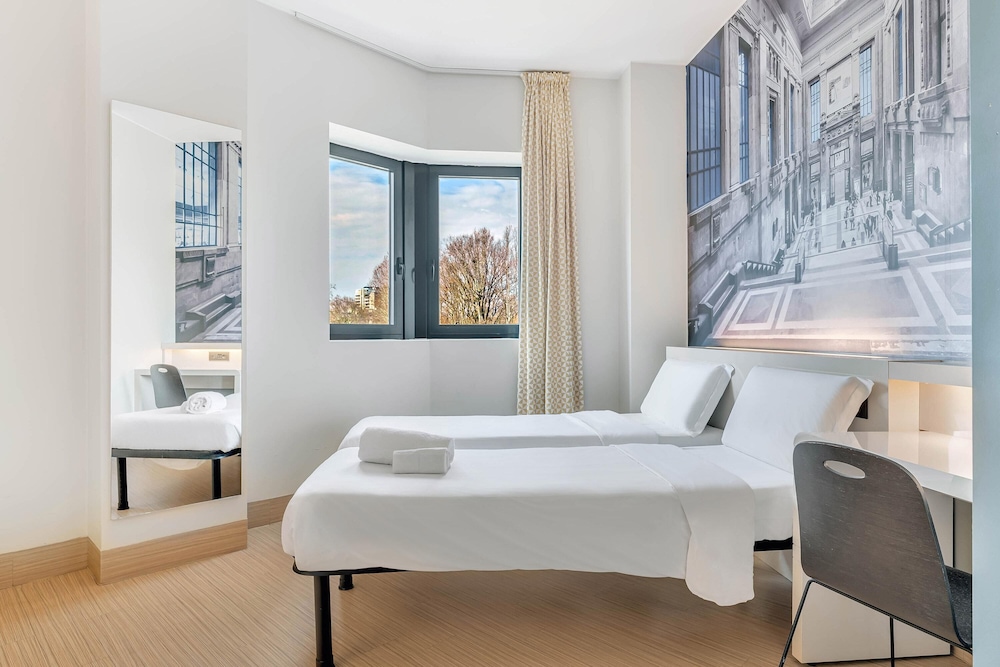 B&B Hotel Milano San Siro — Hotel rooms in Milan, Lombardy