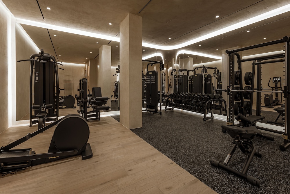 One of One Hotel — Sports & recreation in Imerovigli, South Aegean