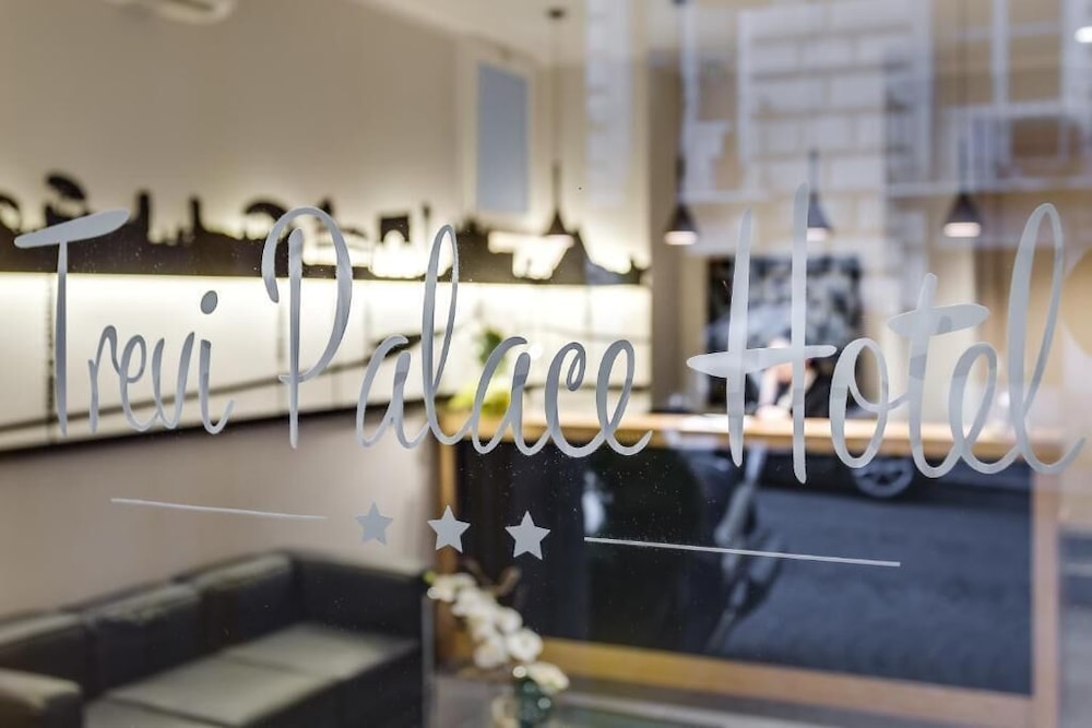 Trevi Palace Hotel — Restaurant & bars in Rome, Lazio