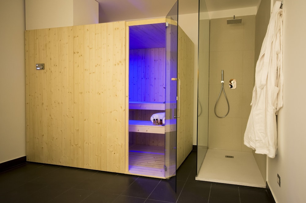 Trevi Palace Hotel — Spa in Rome, Lazio
