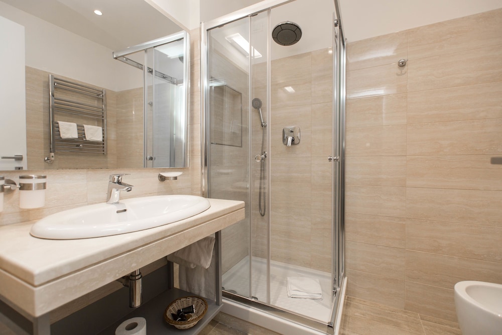Rome Art Hotel - Trevi Hotels Group — Hotel rooms in Rome, Lazio