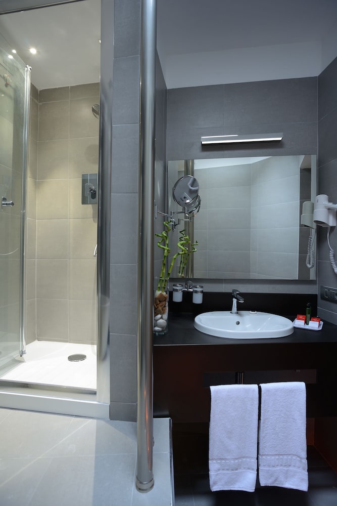 Rome Art Hotel - Trevi Hotels Group — Hotel rooms in Rome, Lazio