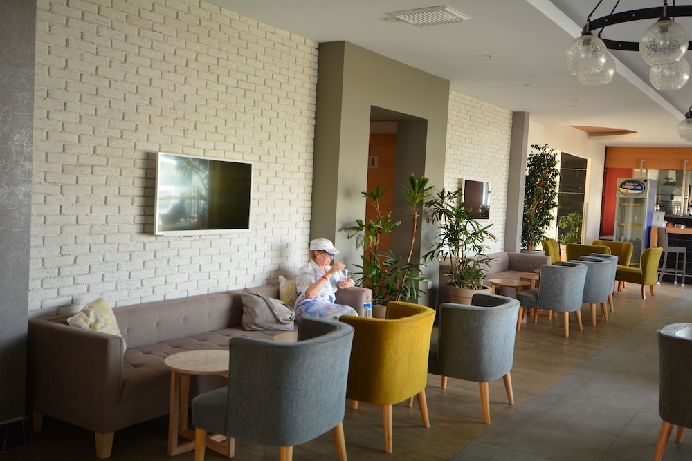 Side Su Hotel — Restaurant & bars in Side