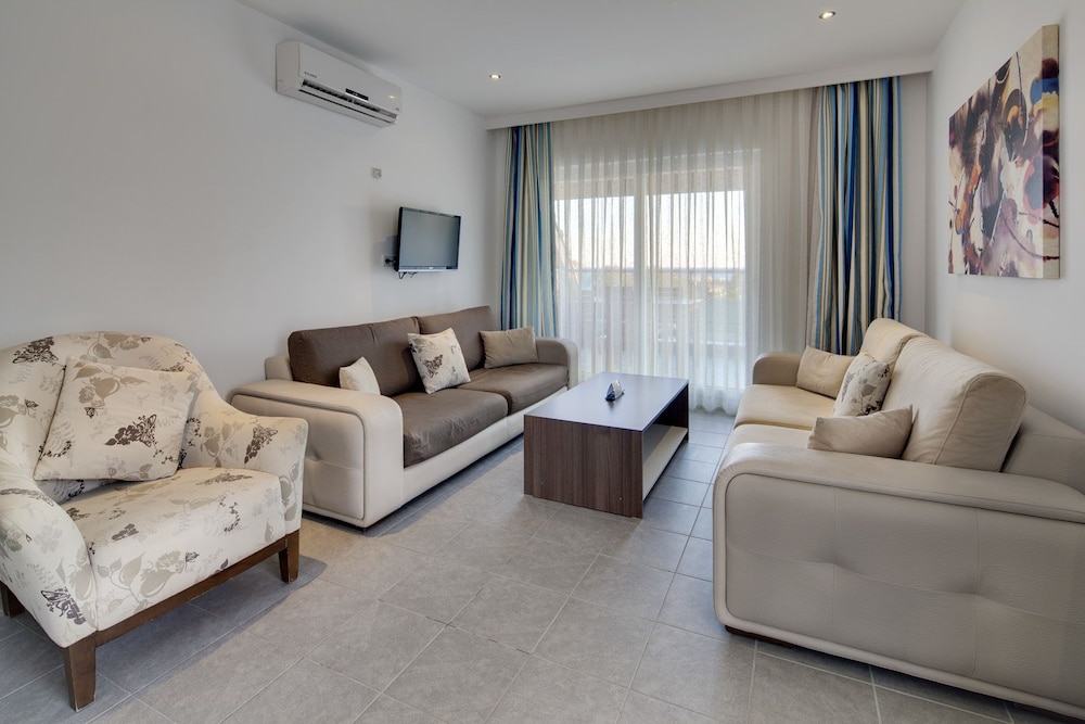 Side Su Hotel — Hotel rooms in Side