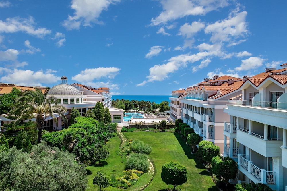 Trendy Aspendos Beach - All Inclusive — Hotel building in Side