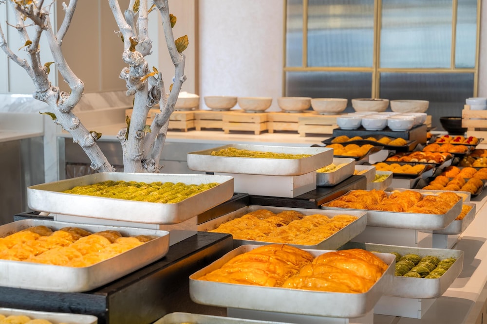 Trendy Aspendos Beach - All Inclusive — Restaurant & bars in Side