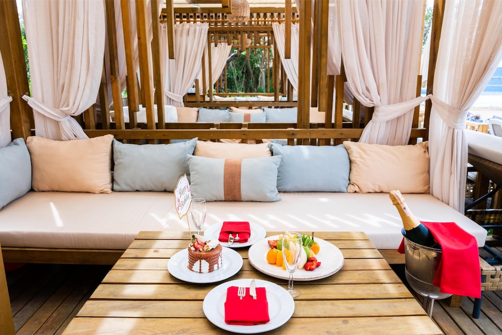 Trendy Aspendos Beach - All Inclusive — Restaurant & bars in Side