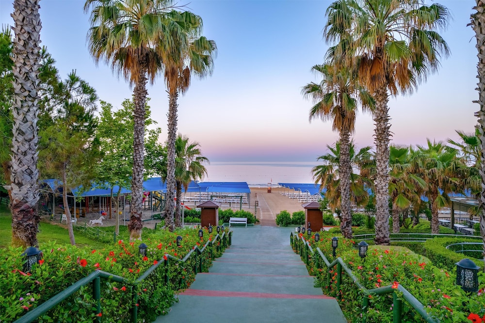 Trendy Aspendos Beach - All Inclusive — Beach in Side