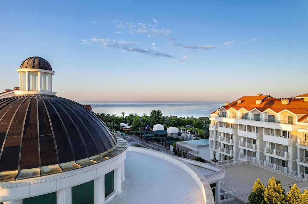 Trendy Aspendos Beach - All Inclusive — Hotel building in Side