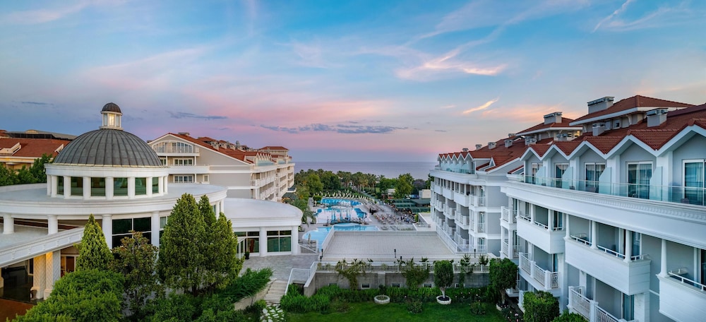 Trendy Aspendos Beach - All Inclusive — Swimming pool in Side