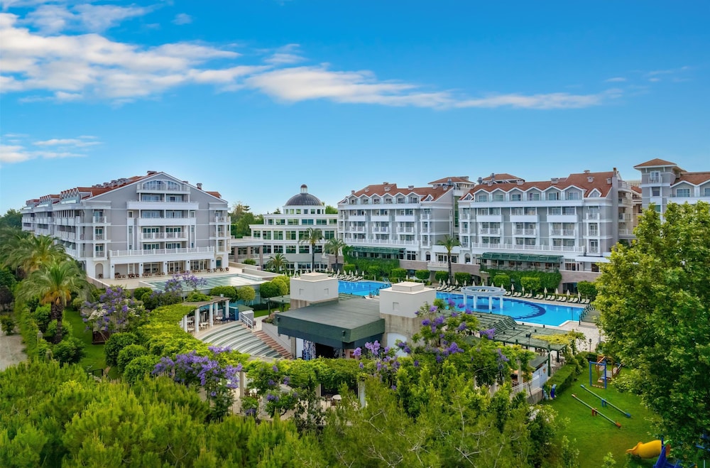 Trendy Aspendos Beach - All Inclusive — Hotel building in Side